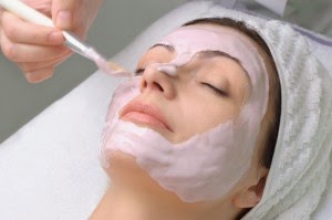 Tips Membuat Wajah Awet Muda Dengan Masker Air Beras